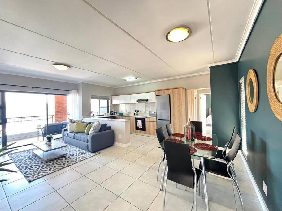 Ocean's Edge Escape! Appartement *